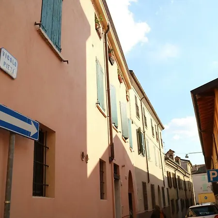 Apartment Casa 1 *